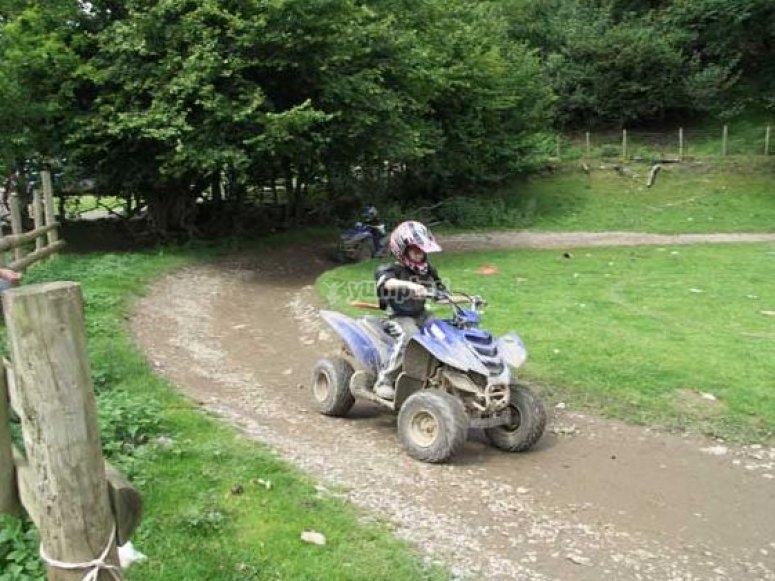 Taff Valley Quad Bike & Activity Centre, Pontypridd (Rhondda, Cynon